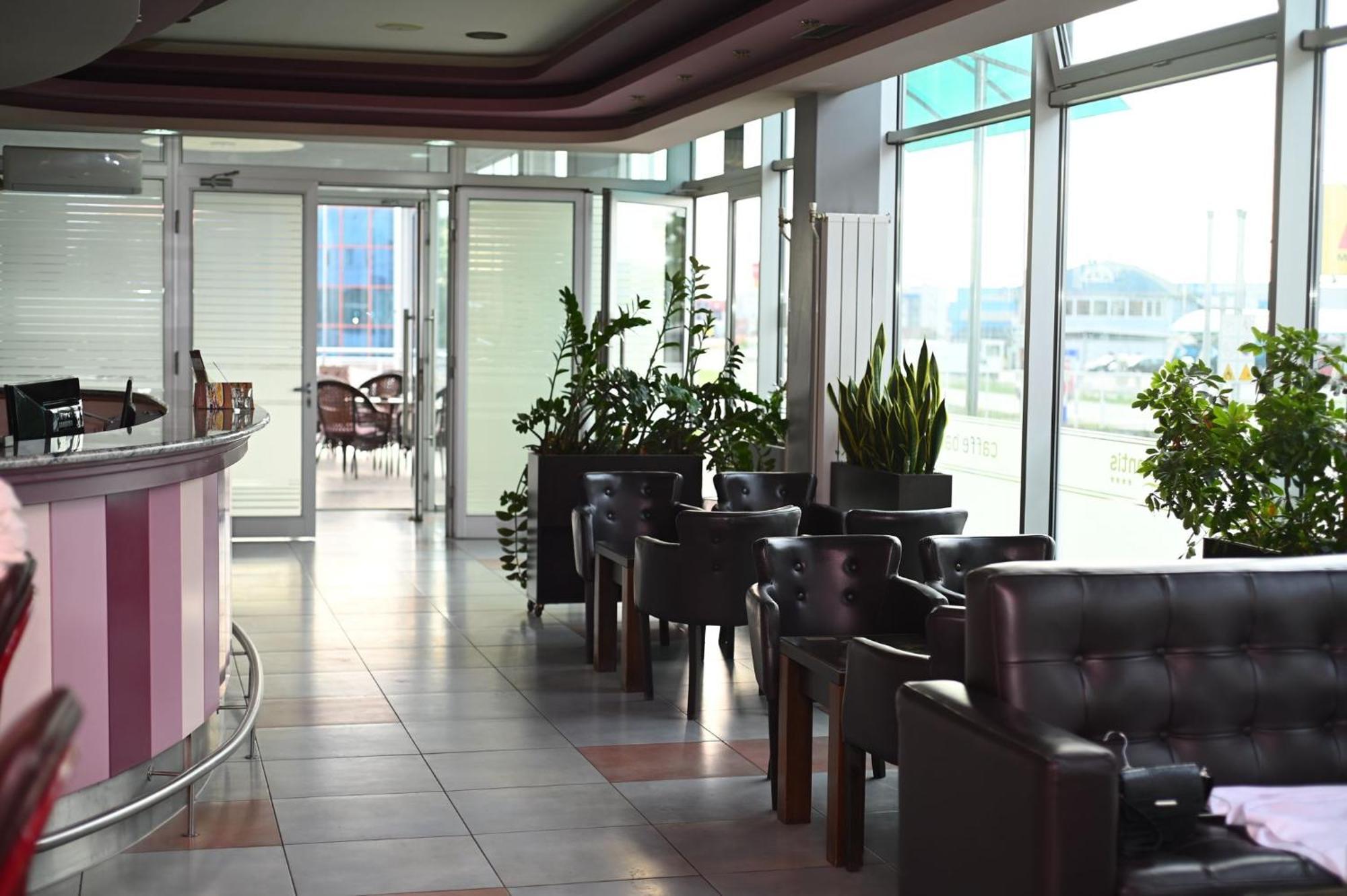 Motel Atlantis 普里耶多尔 外观 照片